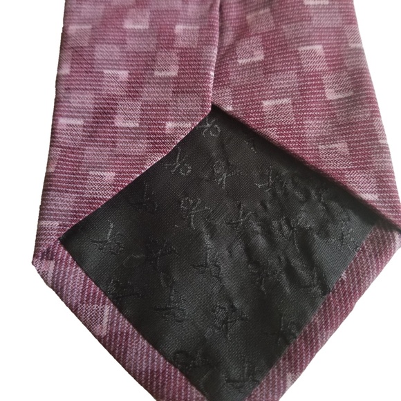 100% Silk Calvin Klein tie - Picture 3 of 3